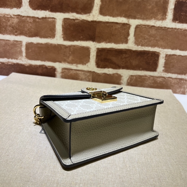グッチバッグ内部構造